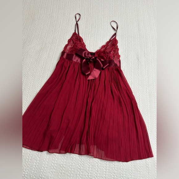 Vintage Victoria’s Secret Pleated Crinkle Sheer Chiffon Lace Slip Size M Retro - Picture 2 of 8